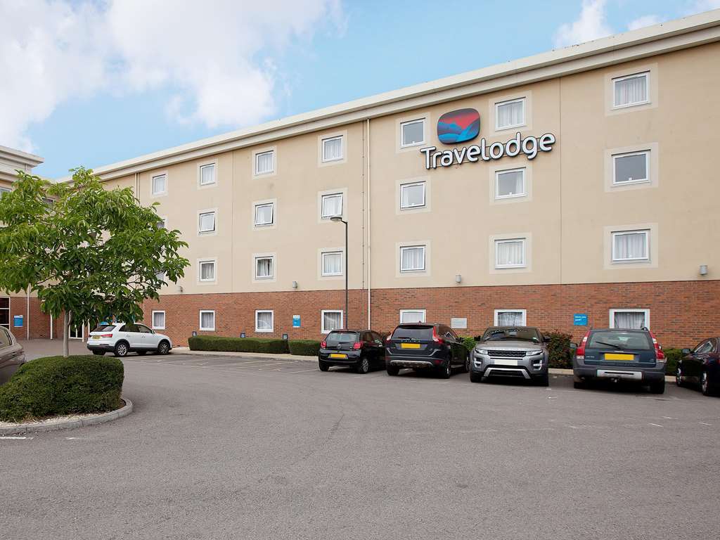 Travelodge Челтенхам Экстерьер фото
